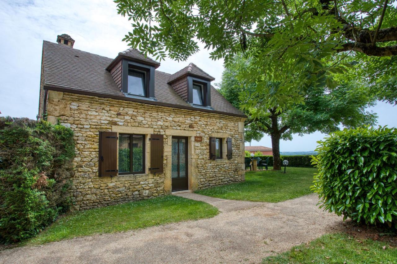 Combas Village De Gites Saint-Crépin-et-Carlucet Exterior foto